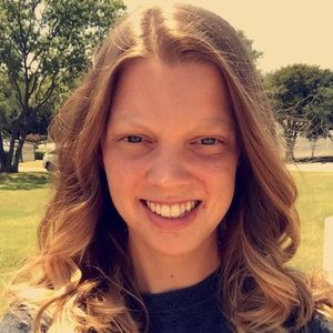 Meet your Posher, Abby